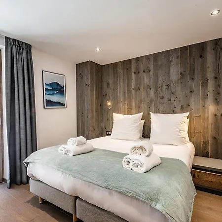 Herzog Argentiere - By Emerald Шале *