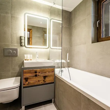 Herzog Argentiere - By Emerald *